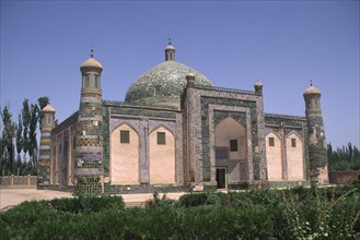CHINA, Xinjiang Province, Kashgar, Eidgah Mosque exterior