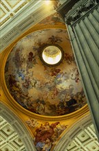 ITALY, Tuscany, Florence, Basilica de San Lorenzo.  Interior with painted ceiling of cupola and