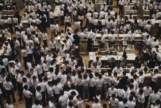 JAPAN, Honshu, Tokyo, Kabuto Cho stock exchange trading floor.