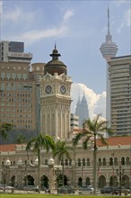 MALAYSIA, Peninsular, Kuala Lumpur,  View of The Sultan Abdul Samad Building from Merdeka Square