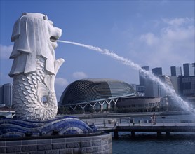 SINGAPORE, Merlion Park, Merlion statue and fountain in foreground with new esplanade concert hall