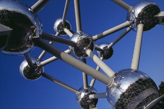 BELGIUM, Brabant, Brussels, The Atomium.  Looking up through frame of structure.