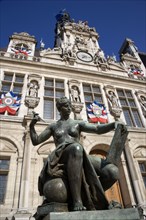 FRANCE, Ile de France, Paris, "One of the statues at the front of the Hotel de Ville, Town Hall"