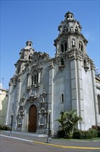 PERU, Lima, "Iglesia Virgen de Milagrosa, Miraflores."