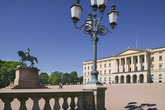 NORWAY, Oslo, Det Kongelige Slott (the Royal Palace).