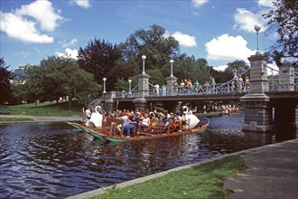 USA, Massachusetts, Boston, "Swan boat, Boston Public Garden"