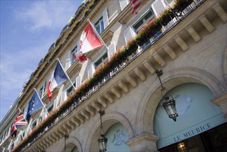 FRANCE, Ile de France, Paris, The five star Hotel Le Meurice in the Rue de Rivoli with red