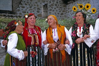 BULGARIA, Dobarsko, Dobarski Babi Folk Group Singing.