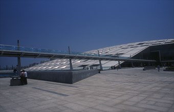 EGYPT, Nile Delta, Alexandria, Bibliotheca Alexandrina modern library exterior with view from