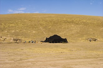 AFGHANISTAN, Desert, Nomad yurt between Maimana and Mazar-I-Sharif