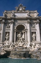 ITALY, Lazio, Rome, "Piazza di Trevi, Trevi Fountain."