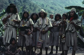 COLOMBIA, Sierra Nevada de Santa Marta, Ika, Ika Indian family group  the powerful Villafana family