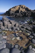 NORTHERN IRELAND, Co Antrim, Giants Causeway, Interlocking basalt stone columns left by volcanic