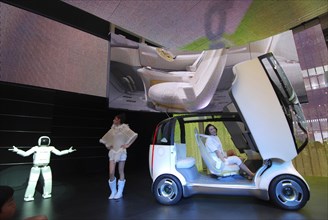 JAPAN, Honshu, Chiba, "2007 Tokyo Car Show, Honda exhibit, Asimo Robot presents the Honda concept