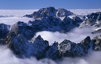 SLOVAKIA, Carpathian Mtns, High Tatras Mtns, View over snowy peaks of the High Tatras mountains
