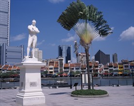 SINGAPORE, Raffles Landing Site, White poly marble statue of Sir Stamford Raffles on the north bank