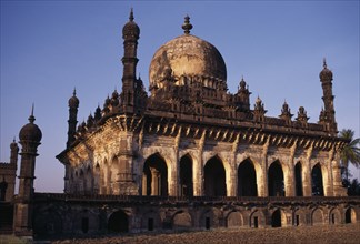 INDIA, Karnataka, Bijapur, Ibrahim Roza.  Exterior of mausoleum constructed by Ibrahim Adil Shah II