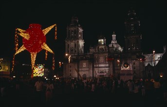 MEXICO, Mexico City, Crowds gathered in the Plaza de la Constitucion or Zocalo at Christmas with