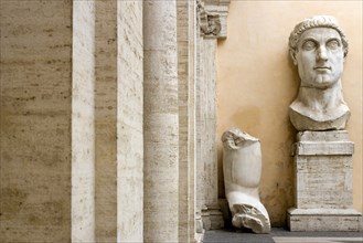 ITALY, Lazio, Rome, Capitoline Museum at Palazzo dei Conservatore with the head and arm of the