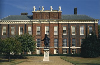 ENGLAND, London, Kensington , Kensington Palace with Statue of William III.