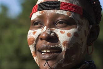 ETHIOPIA, Lower Omo Valley, Mago National Park, Karo woman with face painting.