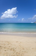 WEST INDIES, St Lucia, Gros Islet, View out to sea from Reduit Beach in Rodney Bay
