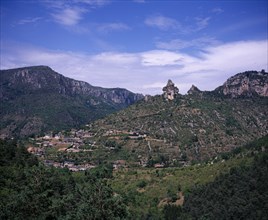 FRANCE, Midi-Pyrenees, Aveyron, View across Gorge de la Jonte junction with the Tarn Gorge at Le