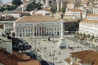 PORTUGAL, Estremadura, Lisbon, "Dom Pedro IV statue, Teatro Nacional De Dona Maria II, Rossio