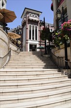 USA, California, Los Angeles, Rodeo Drive. Spanish steps leading to Two Rodeo shopping alley
