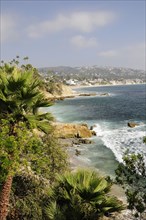 USA, California, Los Angeles, Sweeping views from Heisler park of Laguna Beach