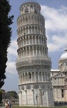 ITALY, Tuscany, Pisa, Leaning Tower of Pisa  Torre pendente di Pisa.