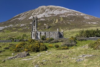 IRELAND, County Donegal, Gweedore Mount Errigal, Viewed from the Poisoned Glen with old ruined