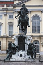 Germany, Berlin, statue of the Great Elector by Andreas Schluter in front of the Charlottenburg