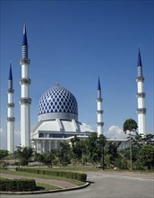 Shah Alam, Selangor, Malaysia. Sultan Salahuddin Abdul Aziz Mosque the Shah Alam state mosque also