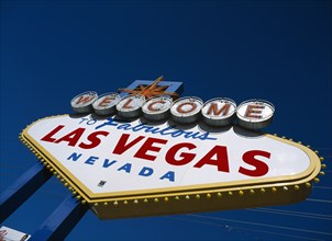USA, Nevada, Las Vegas, Welcome to fabulous Las Vegas sign on Las Vegas Boulevard south.
