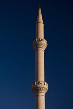 Minaret of town centre mosque. Photo : Hugh Rooney
