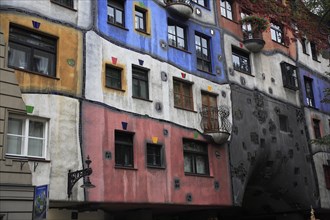 The Hundertwasser-Krawinahaus part view of exterior facade of apartment building. Photo : Bennett