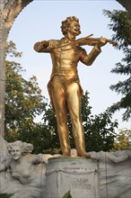 Statue of Johann Strauss in the Stadt Park. Photo: Bennett Dean