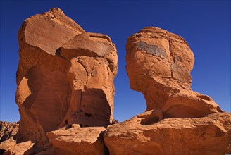 USA, Nevada, Valley of Fire State Park, Face shaped rock formations. 
Photo : Hugh Rooney