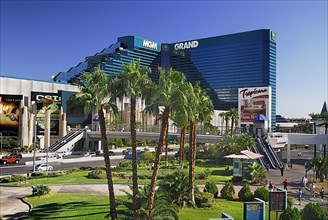 USA, Nevada, Las Vegas, The Strip exterior of the MGM Grand hotel and casino. 
Photo : Hugh Rooney