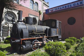 Turkey, Istanbul, Sirkeci Gar railway station exterior replica steam engine. 
Photo : Stephen