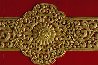 ART IN BUDDHIST MONASTERIES OF SIKKIM INDIA - DOORS WITH INTRICATE METAL WORK