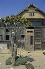 Namibia, Namib Desert, Pomona, An abandoned mine workers house in the diamond region of the