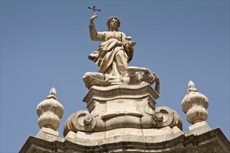 Italy, Sicily, Palermo, Statue of Saint Rosalia outside Cathedral. 
Photo : Mel Longhurst