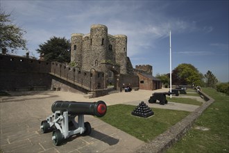 Rye Castle and Cannons viewed from Seaward lookout point.