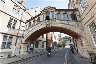 The Bridge of Sighs built 1913-1914 by Sir Thomas Jackson forms part of Hertford College.