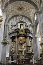 Mexico, Puebla, High altar of the Cathedral. Photo : Nick Bonetti