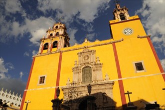 Mexico, Bajio, Guanajuato, Basilica de Nuestra Senora de Guanajuato or Basilica of Our Lady of