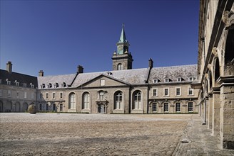 Ireland, County Dublin, Dublin City, Kilmainham Royal Hospital the courtyard. Photo : Hugh Rooney