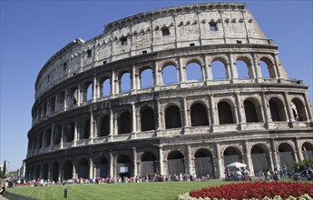Italy, Lazio, Rome, Exterior of the Roman Colosseum. Photo : Bennett Dean